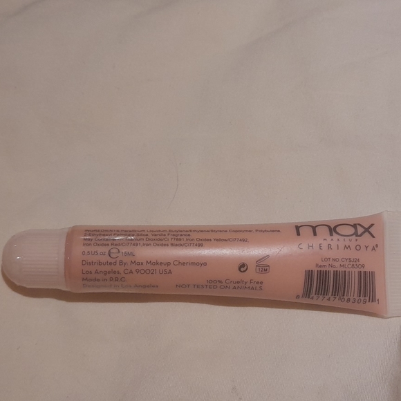 Lip gloss - Picture 2 of 4